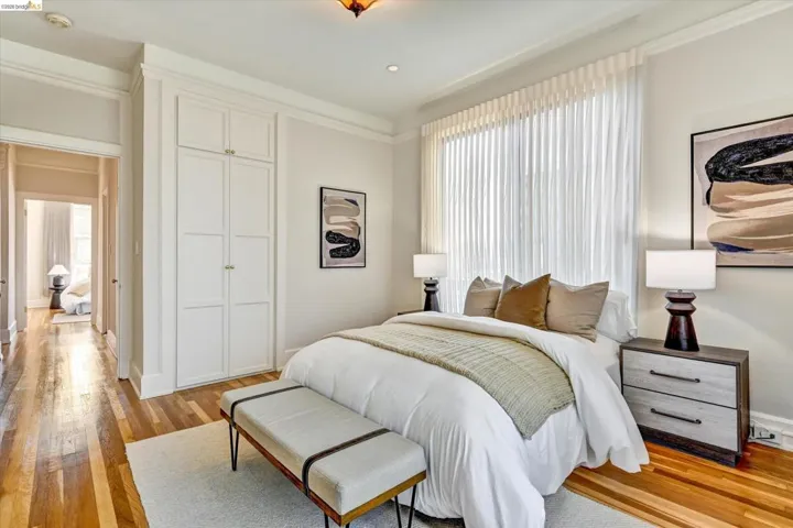 200 Lakeside Dr 801, Oakland, California 94612