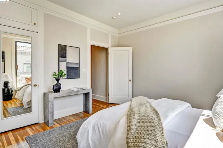 200 Lakeside Dr 801, Oakland, California 94612