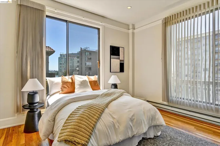 200 Lakeside Dr 801, Oakland, California 94612