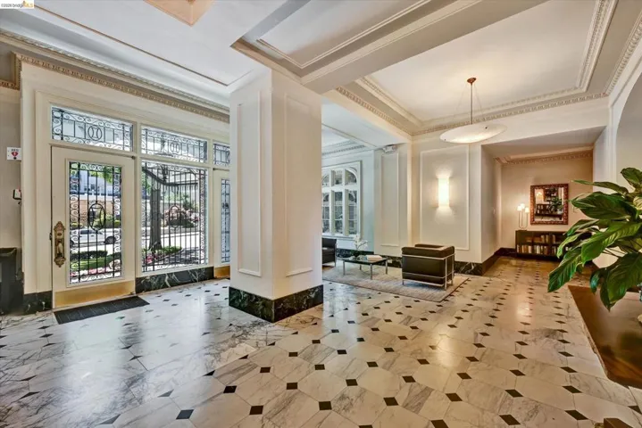 200 Lakeside Dr 801, Oakland, California 94612