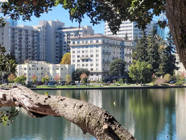 200 Lakeside Dr 801, Oakland, California 94612