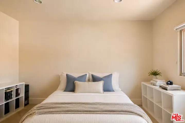 , Encino, California 91436