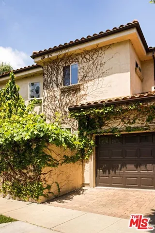 , Encino, California 91436