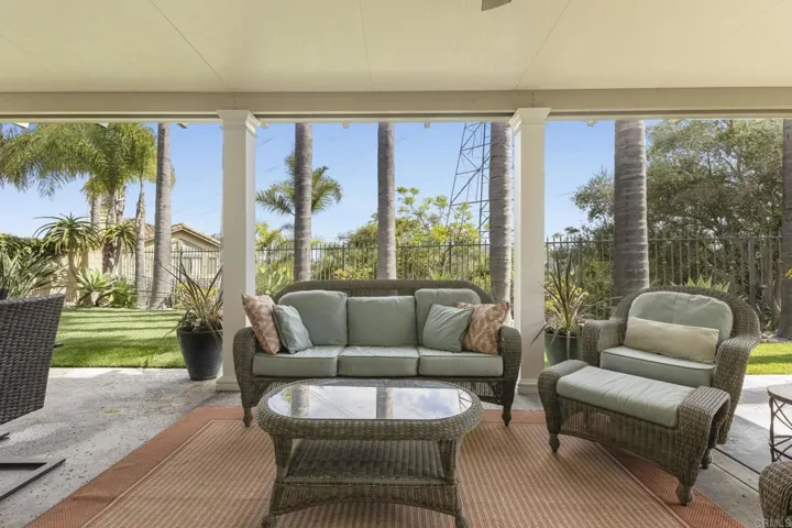 1738 Blackbird Circle, Carlsbad, California 92011