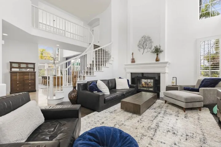 1738 Blackbird Circle, Carlsbad, California 92011