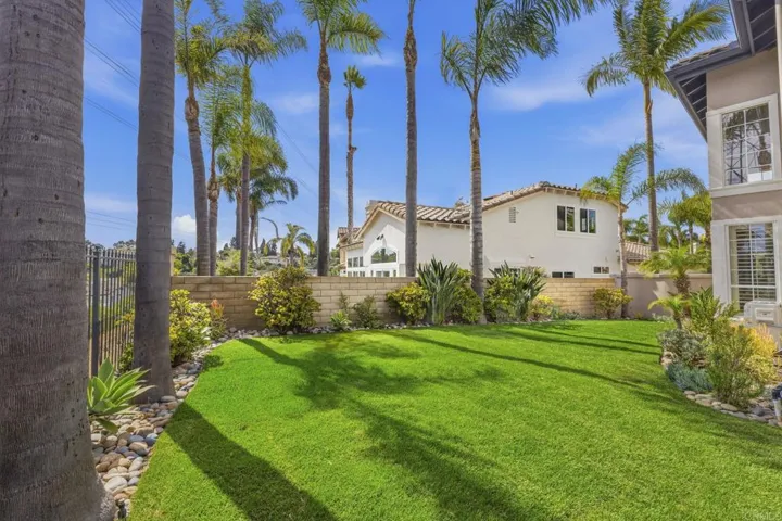 1738 Blackbird Circle, Carlsbad, California 92011