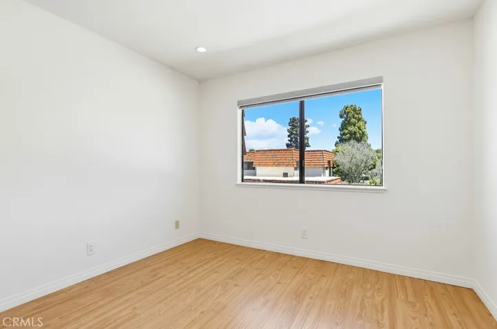 Junior bedroom 2
