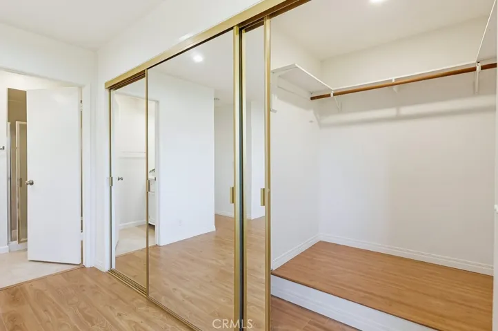 Primary bedroom - large closet