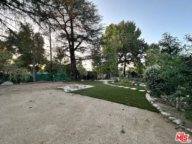 5250 Louise Avenue, Encino, California 91316
