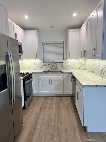 Kitchen with lots of cabinets