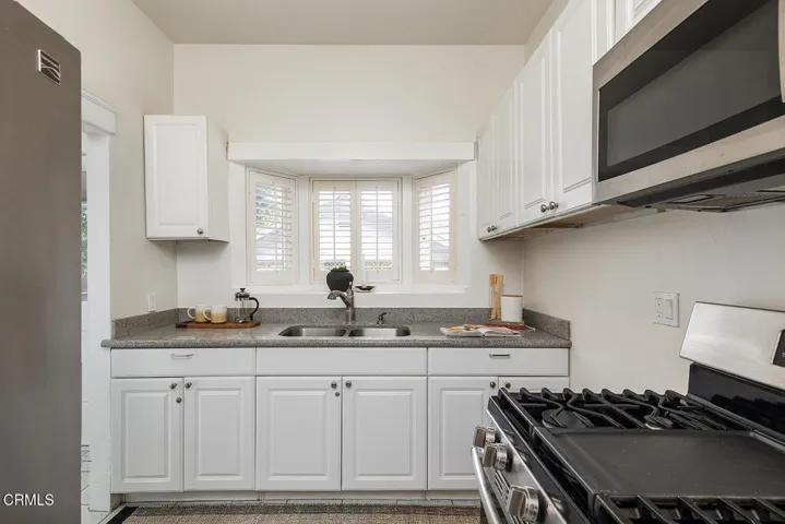 1969 N Raymond Ave 013-mls