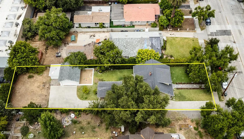 1969 N Raymond Ave 034-mls