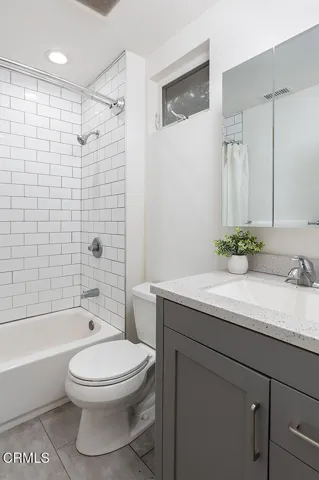1969 N Raymond Ave 019-mls