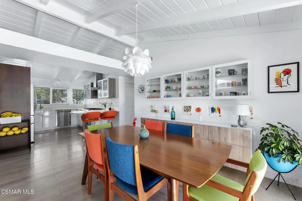 Interior Pro Images 9401 Valjean Ave-23