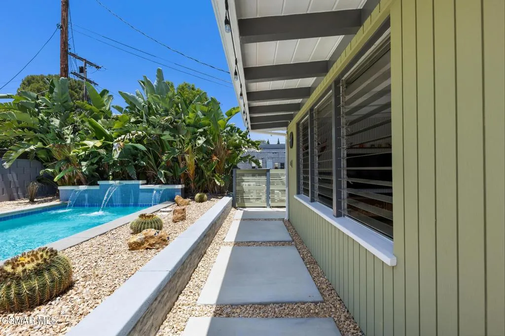 Interior Pro Images 9401 Valjean Ave-79
