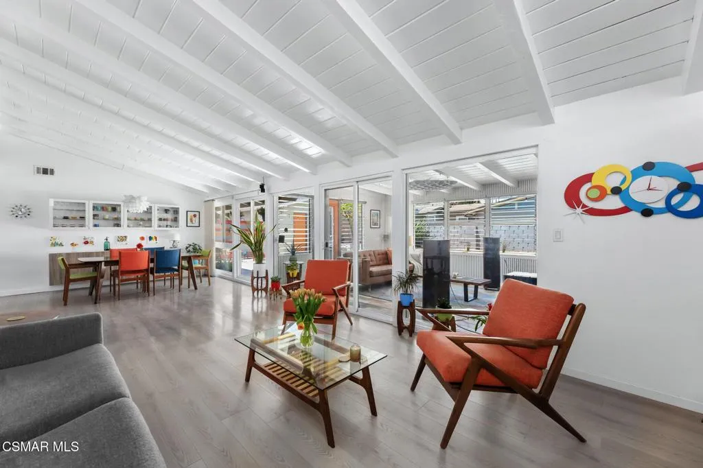 Interior Pro Images 9401 Valjean Ave-27