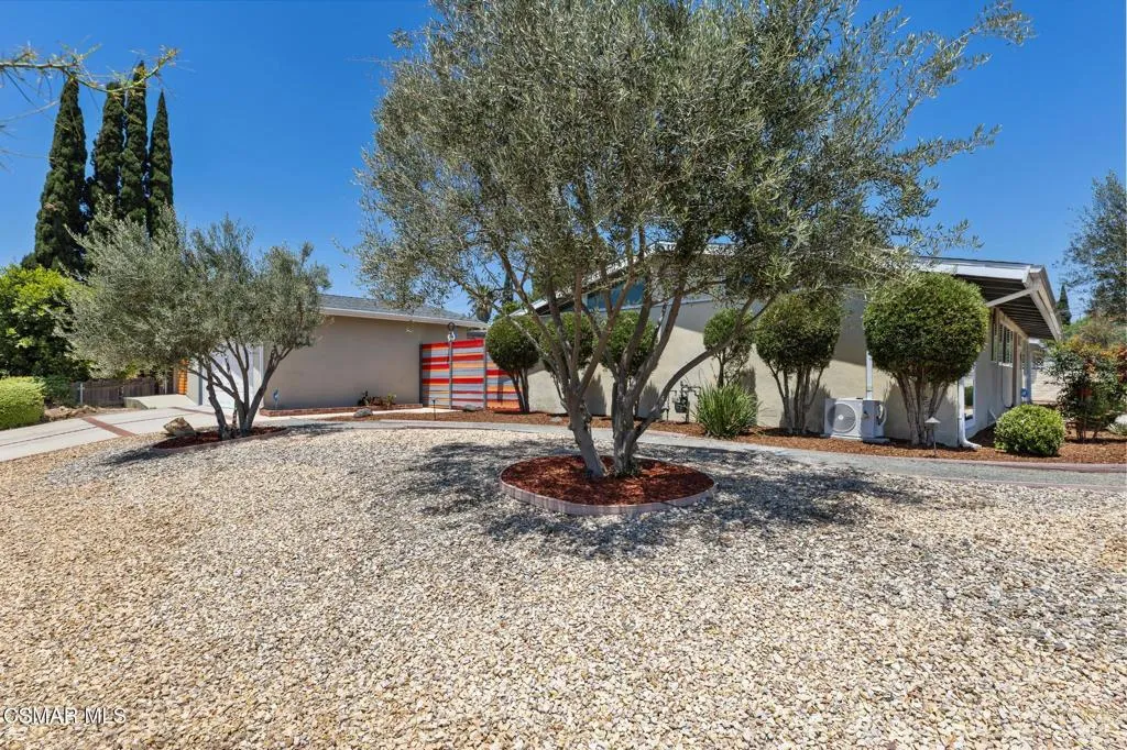 Interior Pro Images 9401 Valjean Ave-5