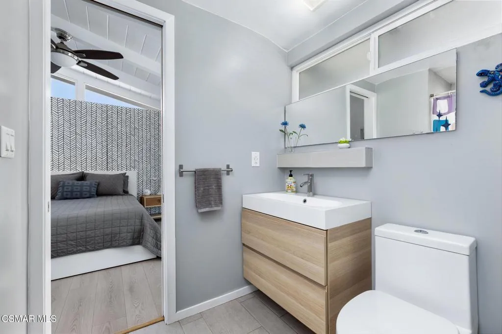 Interior Pro Images 9401 Valjean Ave-49