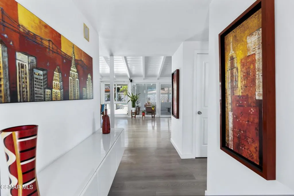 Interior Pro Images 9401 Valjean Ave-11