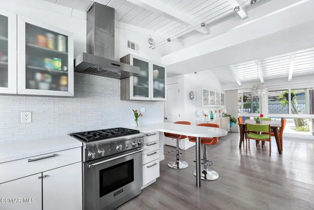 Interior Pro Images 9401 Valjean Ave-37