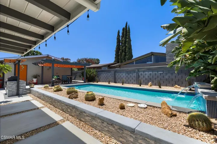 Interior Pro Images 9401 Valjean Ave-82