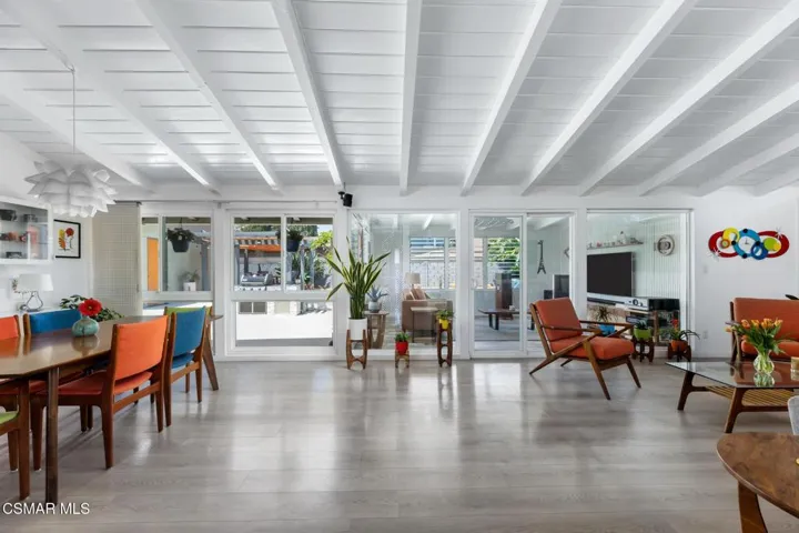Interior Pro Images 9401 Valjean Ave-15