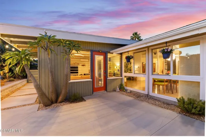 Interior Pro Images 9401 Valjean Ave-148