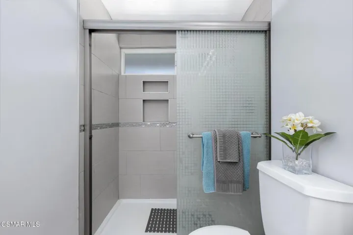 Interior Pro Images 9401 Valjean Ave-56