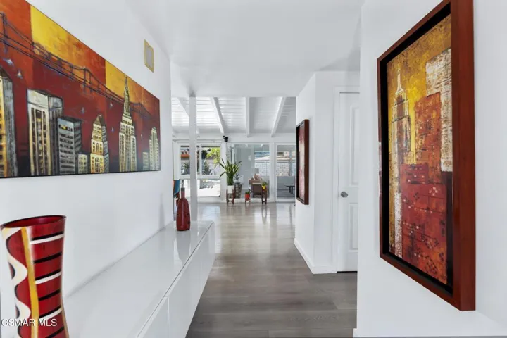 Interior Pro Images 9401 Valjean Ave-11