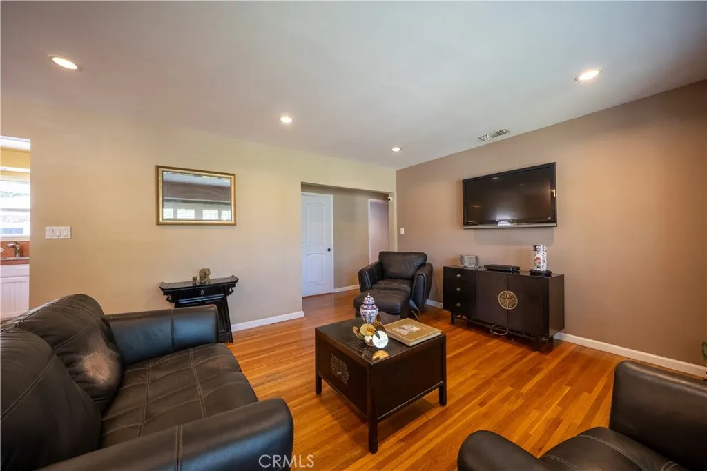 5356 Farna, Arcadia, California 91006 — photo 4