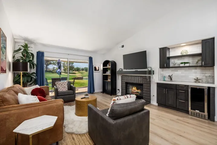 12-web-or-mls-KCDesertFalls_OPMG_0526_01