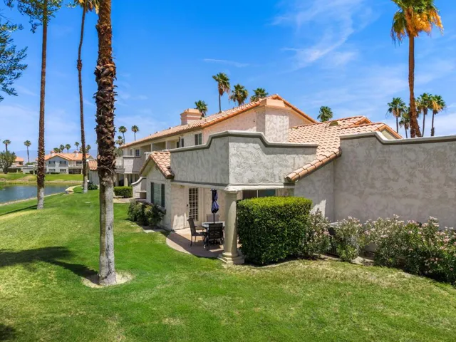 7-web-or-mls-KCDesertFalls_OPMG_0526_007