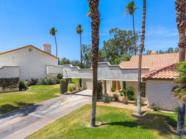 3-web-or-mls-KCDesertFalls_OPMG_0526_003