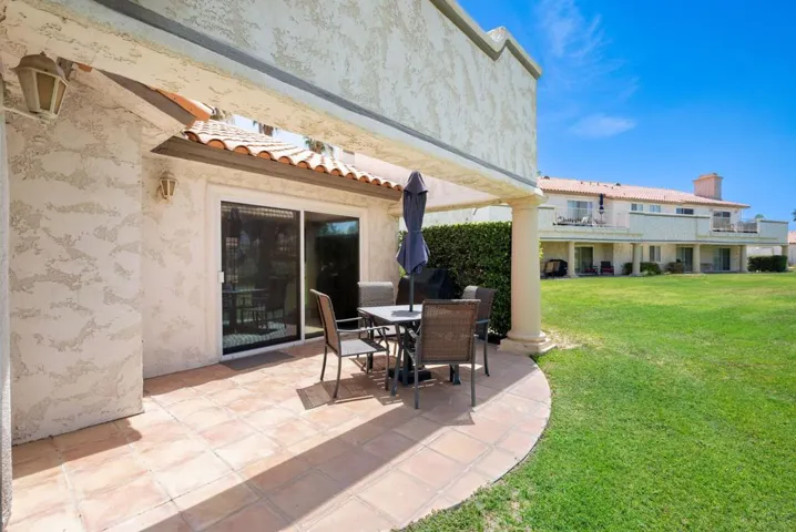 30-web-or-mls-KCDesertFalls_OPMG_0526_03