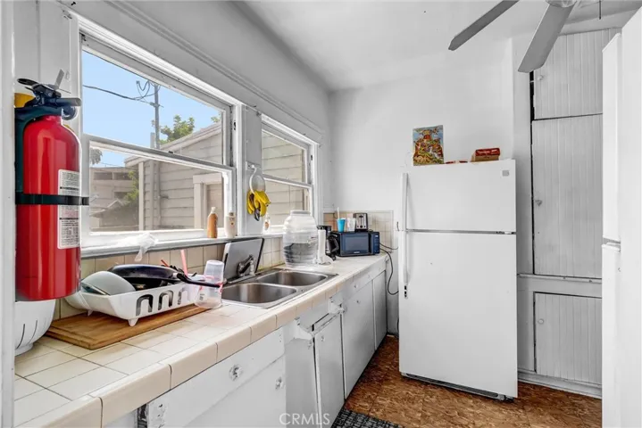 Front unit-kitchen