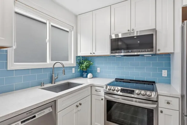 1001 Southgate Avenue, Daly City, California 94015