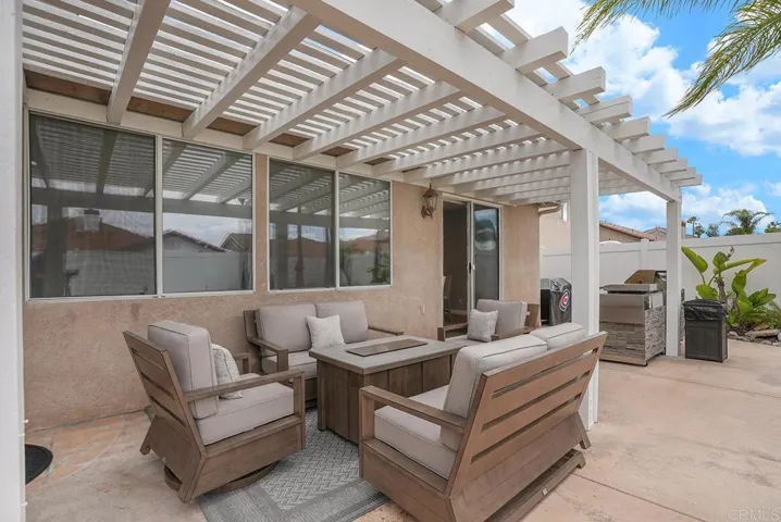 32151 Beaulieu Rd, Winchester, California 92596