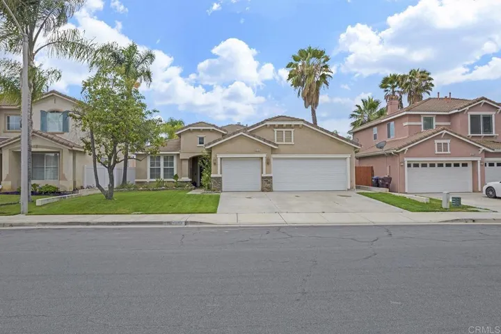 32151 Beaulieu Rd, Winchester, California 92596