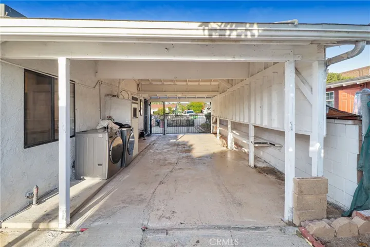 Carport