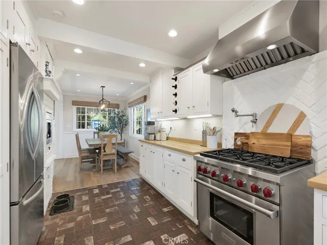 Kitchen with Wolf Oven and Bunners