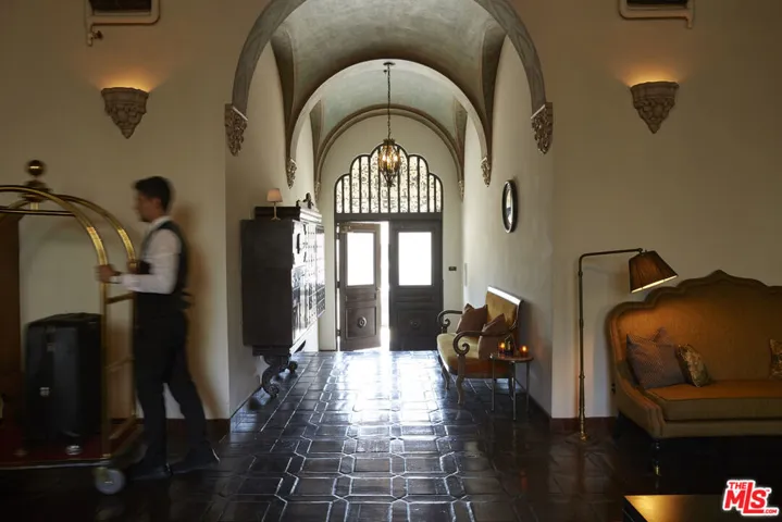 5959 Franklin Avenue 312, Los Angeles, California 90028