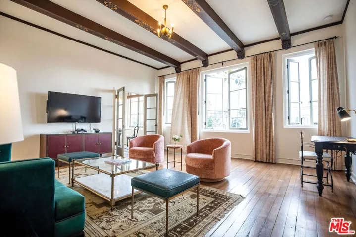 5959 Franklin Avenue 301, Los Angeles, California 90028