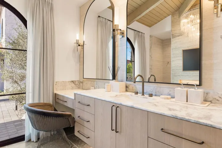 Primary bath (1)