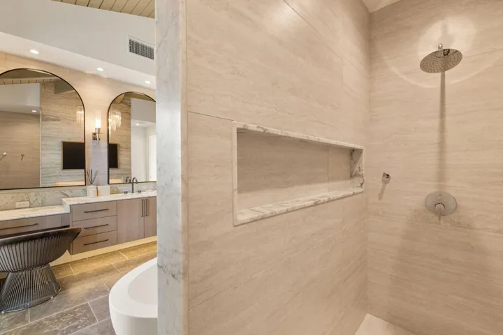 Primary bath (1)