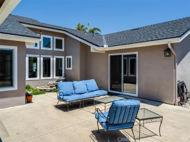 1062 Camelot Drive, Santa Maria, California 93455