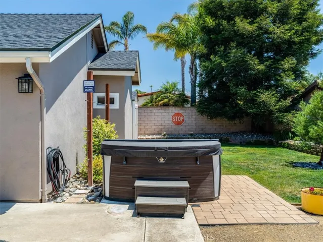 1062 Camelot Drive, Santa Maria, California 93455