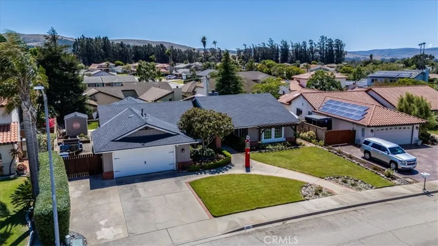 1062 Camelot Drive, Santa Maria, California 93455