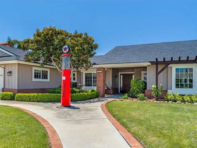1062 Camelot Drive, Santa Maria, California 93455
