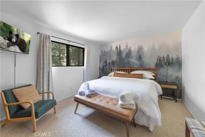 170 N Eureka Drive, Big Bear Lake, California 92315