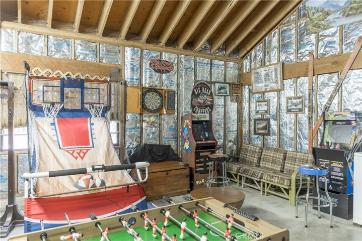 170 N Eureka Drive, Big Bear Lake, California 92315